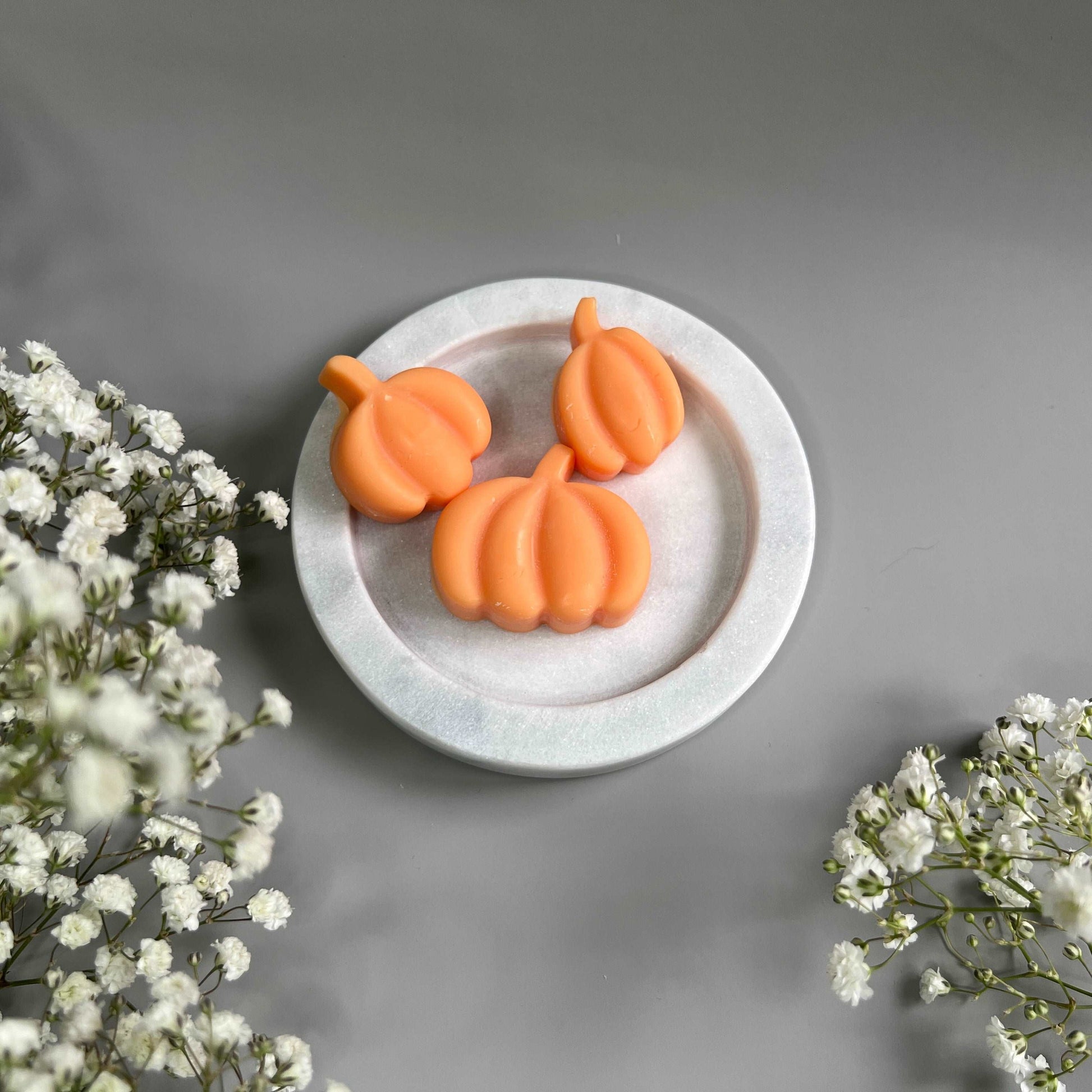 Pumpkin wax melts